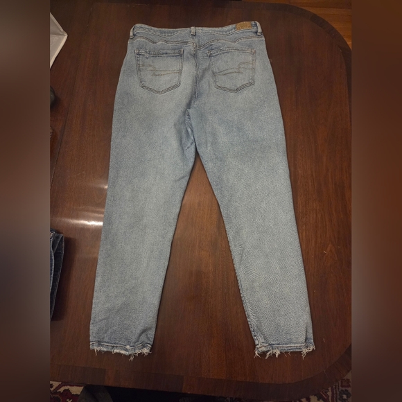 Classic Light Blue Women's Jeans - Picture 3 of 5